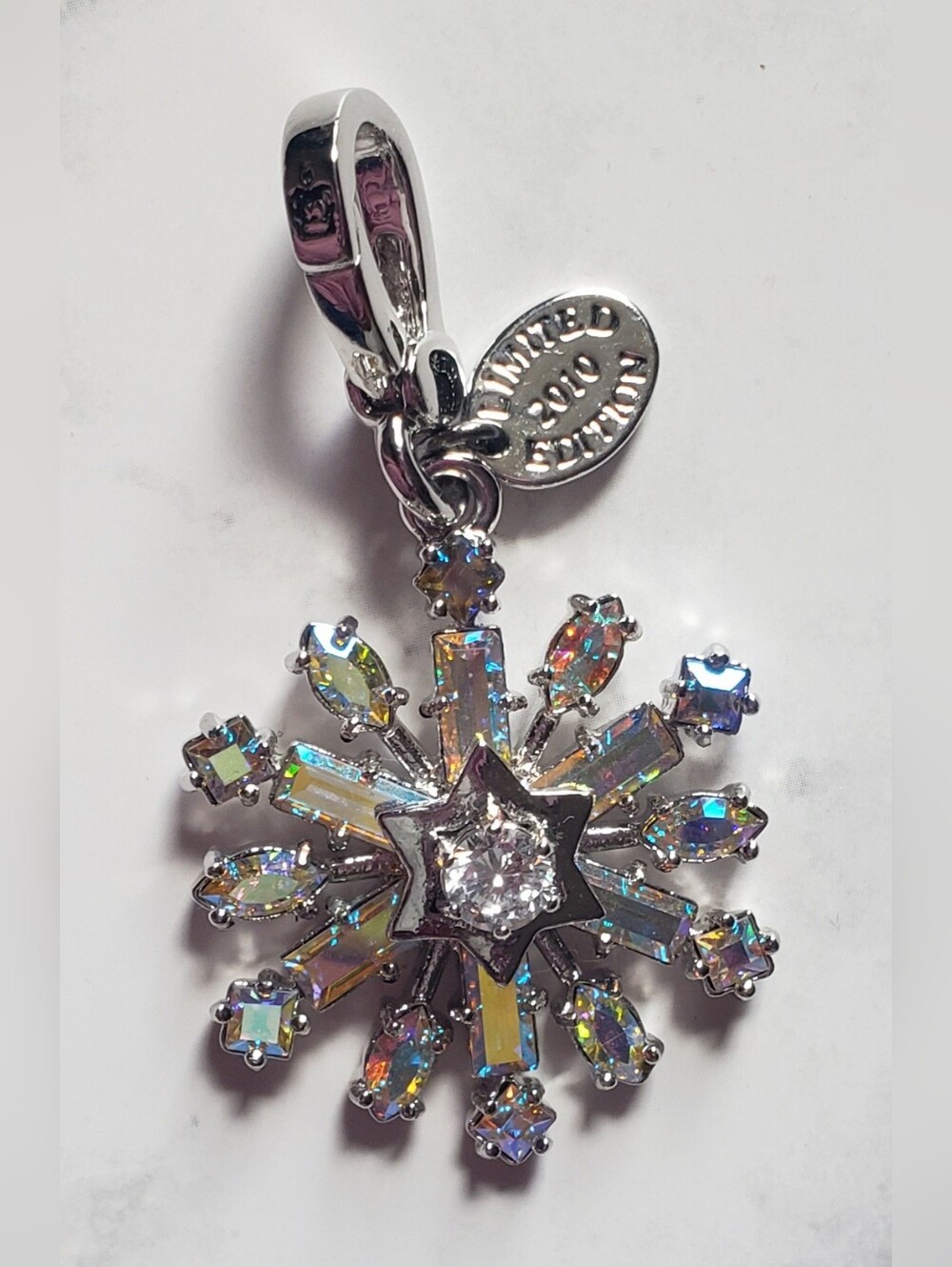 LIMITED EDITION 2010 Juicy Couture Snowflake Silver Crystals Charm Pendant
